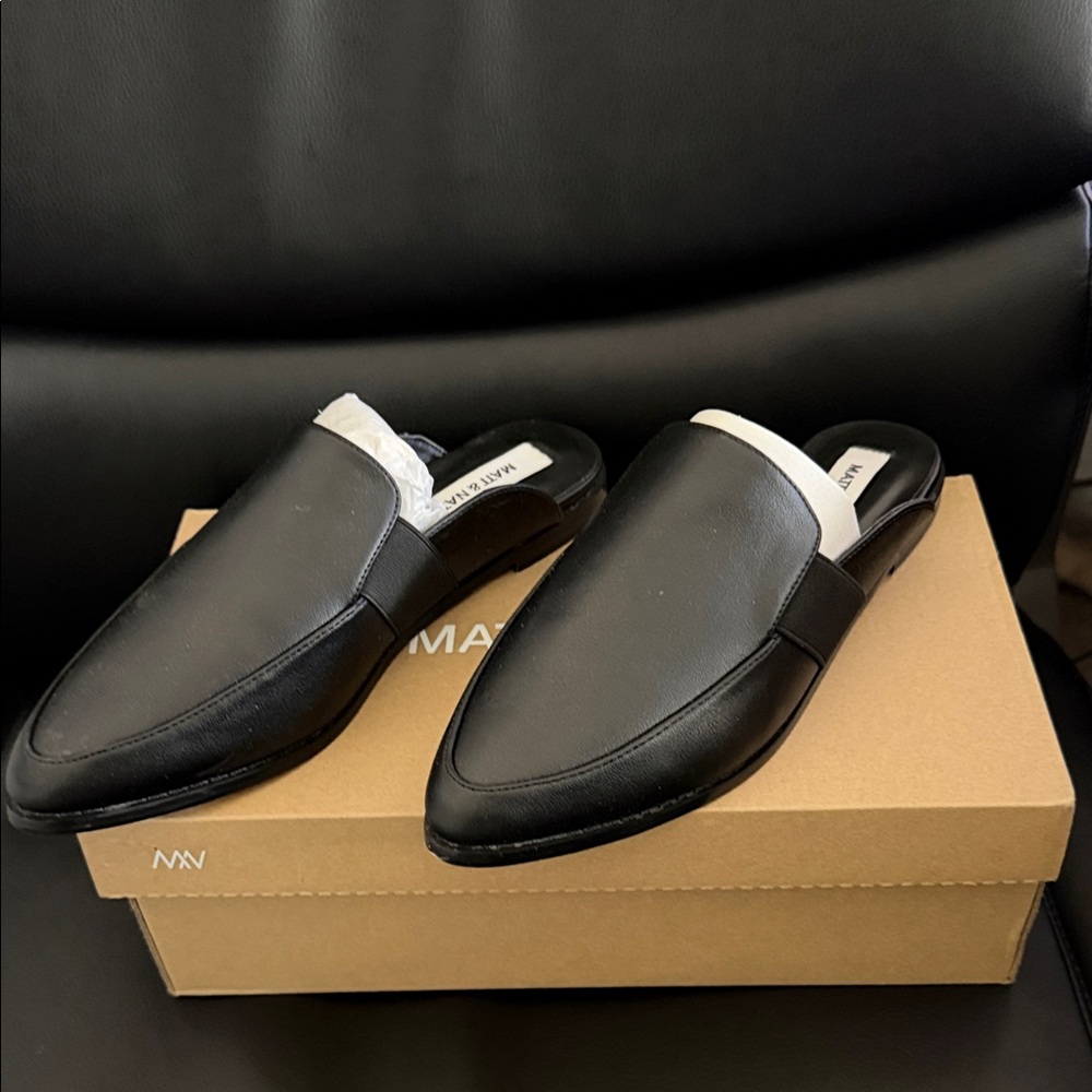 Matt & Nat Black Slip-On Leather Backless Loafers